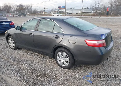 2009 Toyota Camry Le z USA, uszkodzony, nr VIN 4T1BE46K89U307265